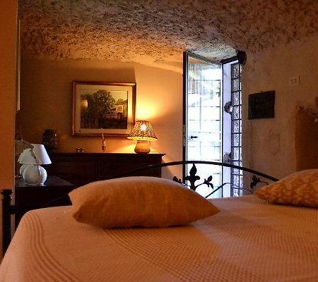 Agriturismo La Sorgente Di Nepi Otel Dış mekan fotoğraf